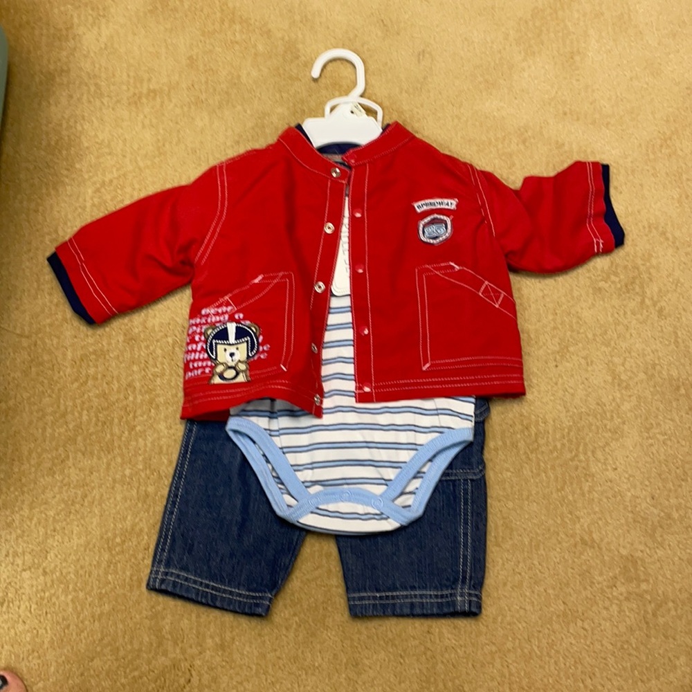 NWT- 3 piece outfit